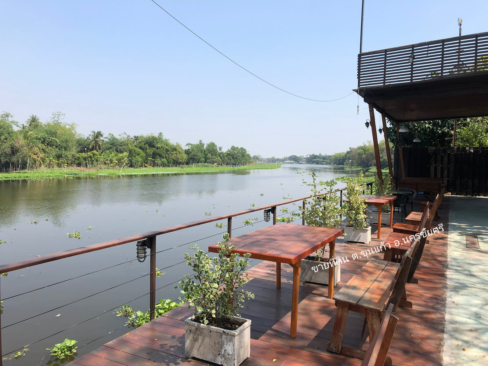 ขายที่ดินติดริมแม่น้ำนครชัยศรี ติดหน้าน้ำ 22 เมตร มีอาคารร้านอาหารเดิม ขายที่ดินติดริมแม่น้ำนครชัยศรี ติดหน้าน้ำ 22 เมตร มีอาคารร้านอาหารเดิม