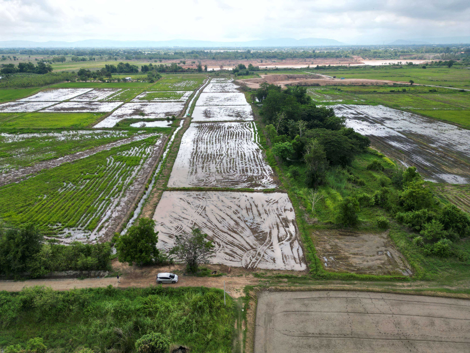 16 rai of land, location near the community Suitable for agriculture and future development. – รูปที่ 2