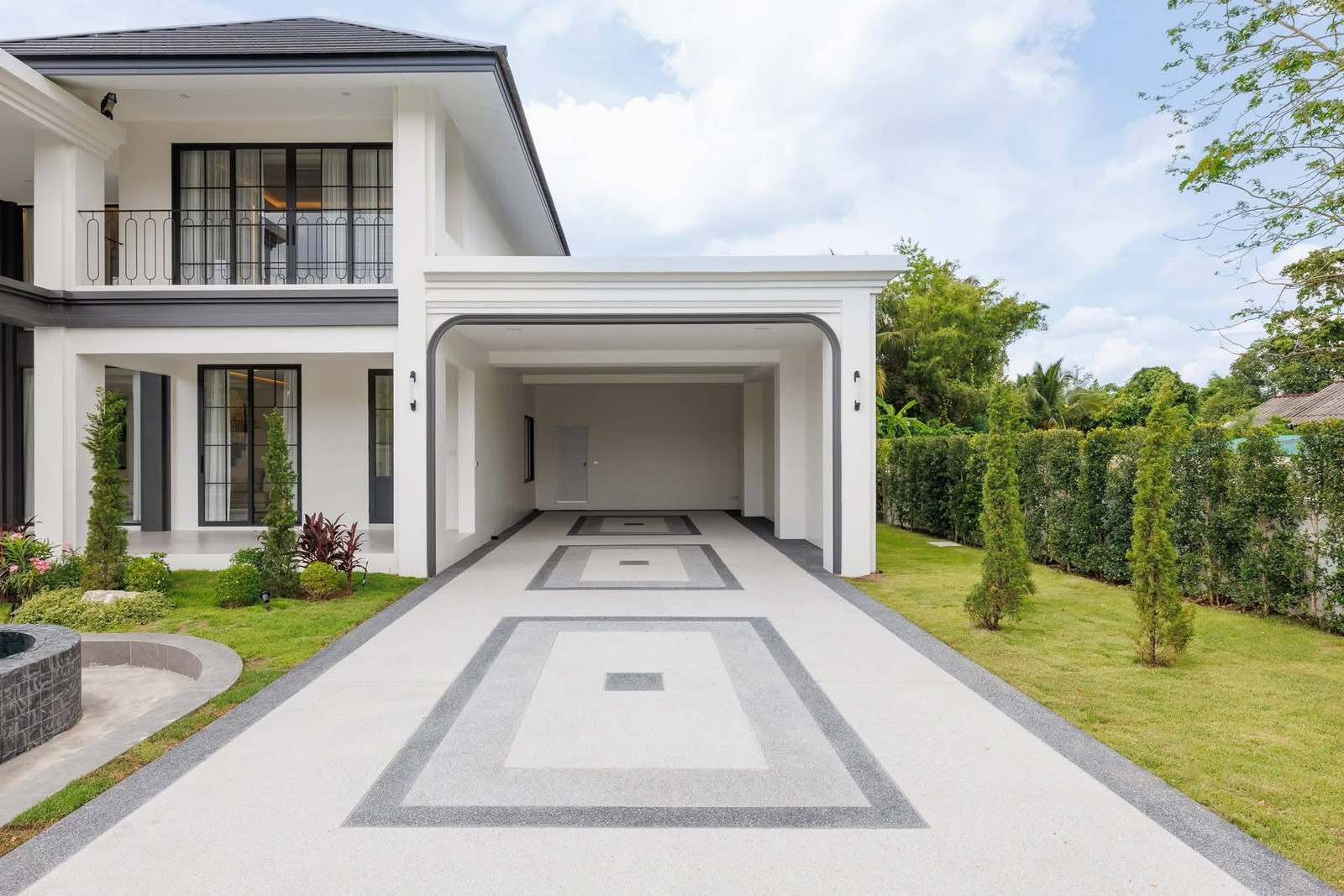 ขาย Super Luxury Pool Villa พูลวิลล่าหรูหลังใหญ่ โซนสารภี เนื้อที่กว้างถึง 212 ตรว. – รูปที่ 4