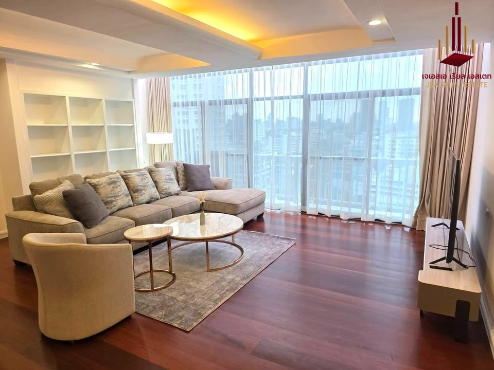 ✨ For Rent: Waterford Thonglor 11 Condo ✨ 💰 Only 100,000 THB/month