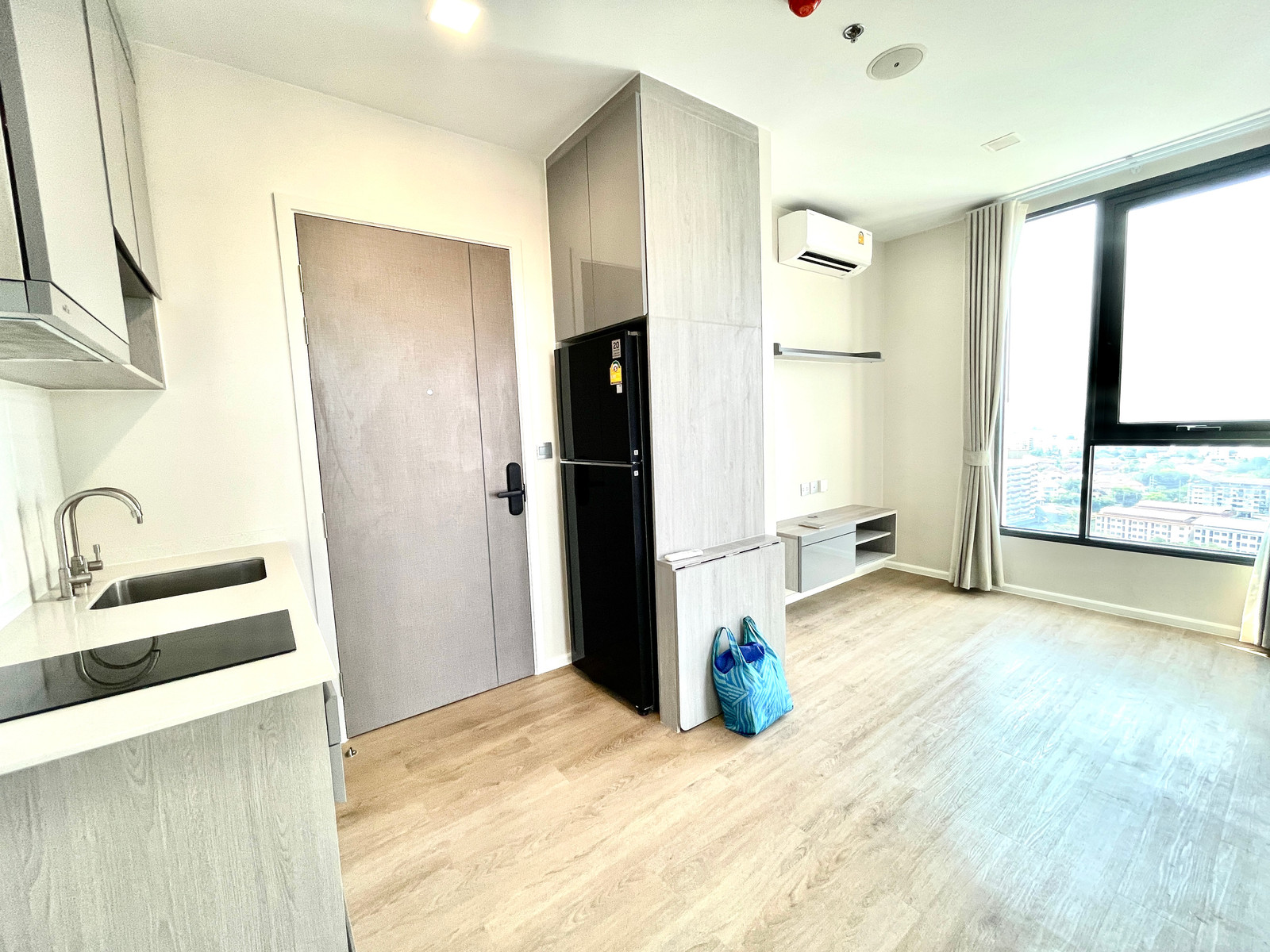 💰 Selling below market! Modiz Rhyme Ramkhamhaeng only 4.39 million — make an appointment to view today. Call 063-6165390
