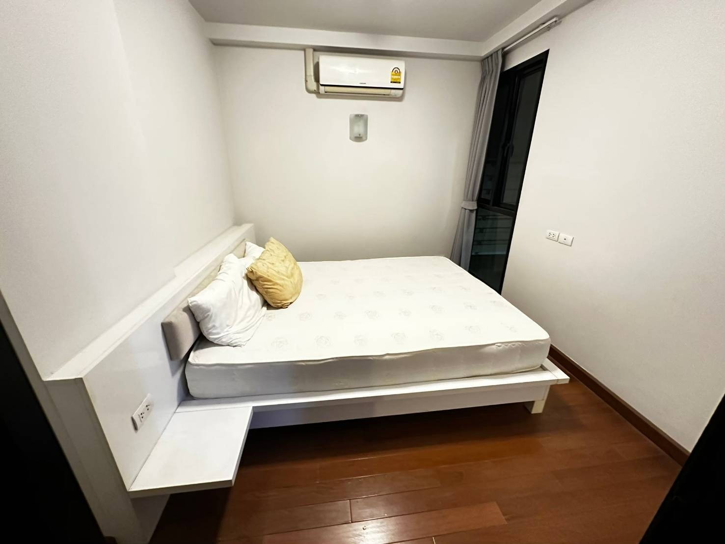 P-149878 🔥 [for rent] เดินทางสะดวก ราคาคุ้มค่า! ชั้น 2 ตอบโจทย์คนชอบความสบาย ไม่ต้องรอลิฟต์นาน | Le Cote Thonglor 8 33 ตร.ม. แต่งครบพร้อมอยู่ Line ID: @easythaihome 085-592-2897 