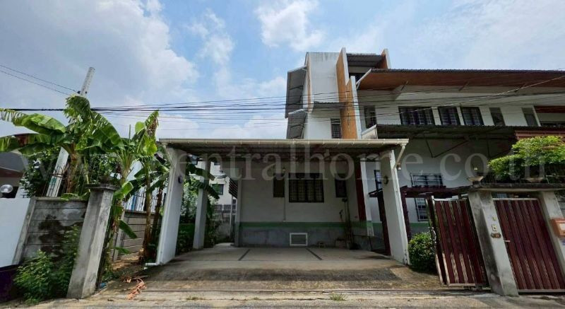 บ้านเดี่ยว 3 ชั้น พร้อมที่ดิน 100 ตารางวา ปลูกสร้างเอง วัสดุคุณภาพ สภาพดี พร้อมเข้าอยู่ – รูปที่ 3