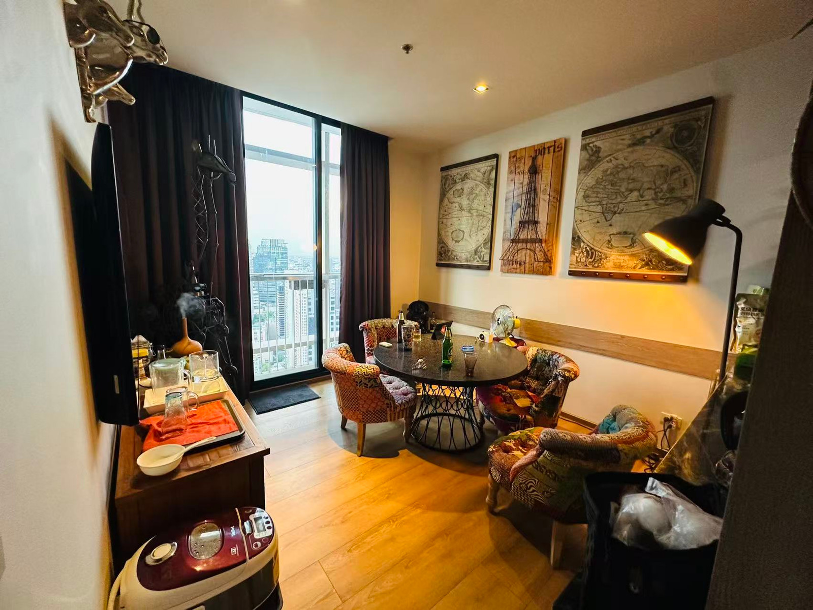 ปาร์ค 24 | คอนโดหรูชั้น 44 ชั้นสูงพิเศษ 2 ห้องนอน พร้อมพงษ์ 40,000 บาท / เดือน