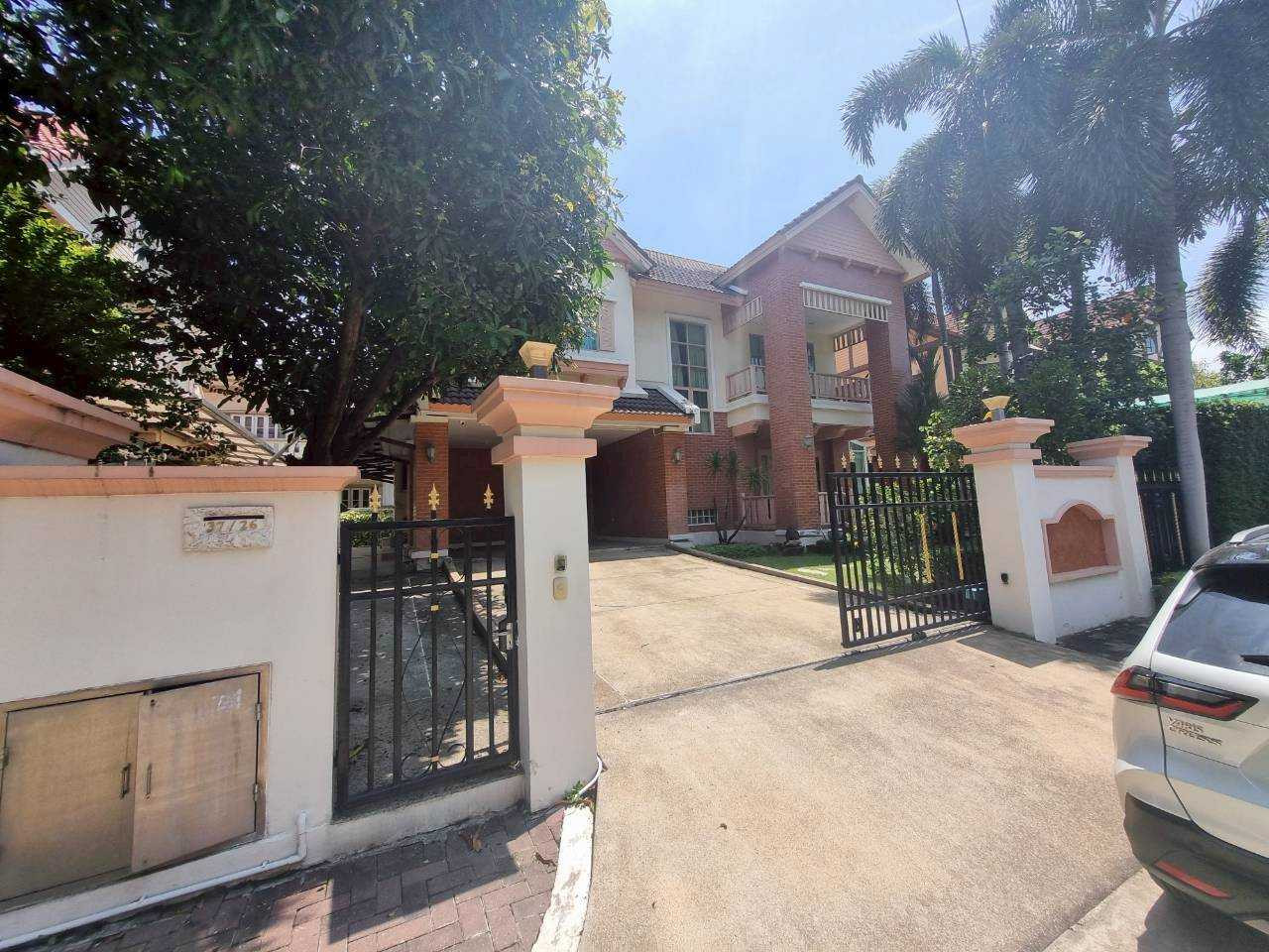 บ้านหรูหลังใหญ่ ลัดดารมย์ อิลิแกนซ์ ติดถนนใหญ่พระราม 2