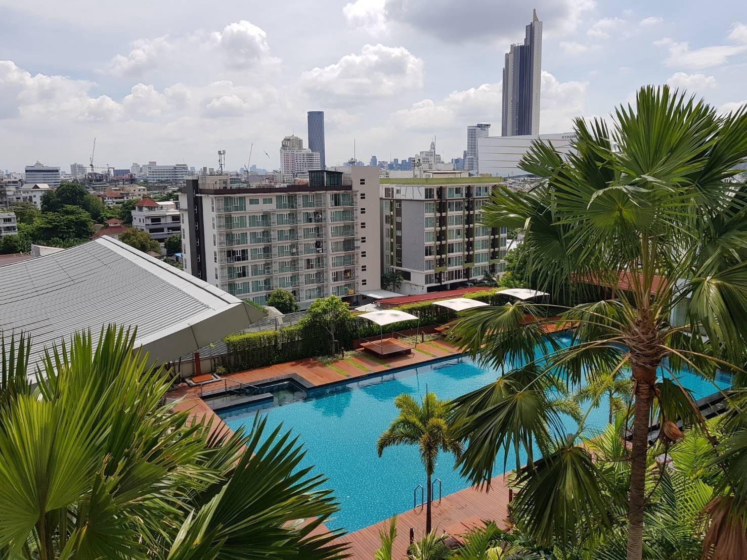 Q house condo sathorn/ 1bed 50sqm /22,000/ 0632717888 all app Q house condo sathorn/ 1bed 50sqm /22,000/ 0632717888 all app