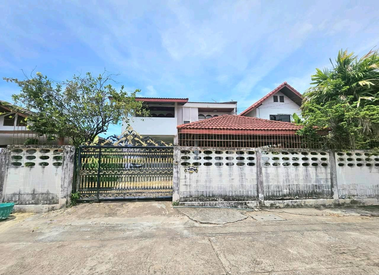 🏡  ขาย บ้านเดี่ยว 2 หลังในพื้นที่ 87 ตารางวา พระราม 2 ซอย 36 ขายตามสภาพ