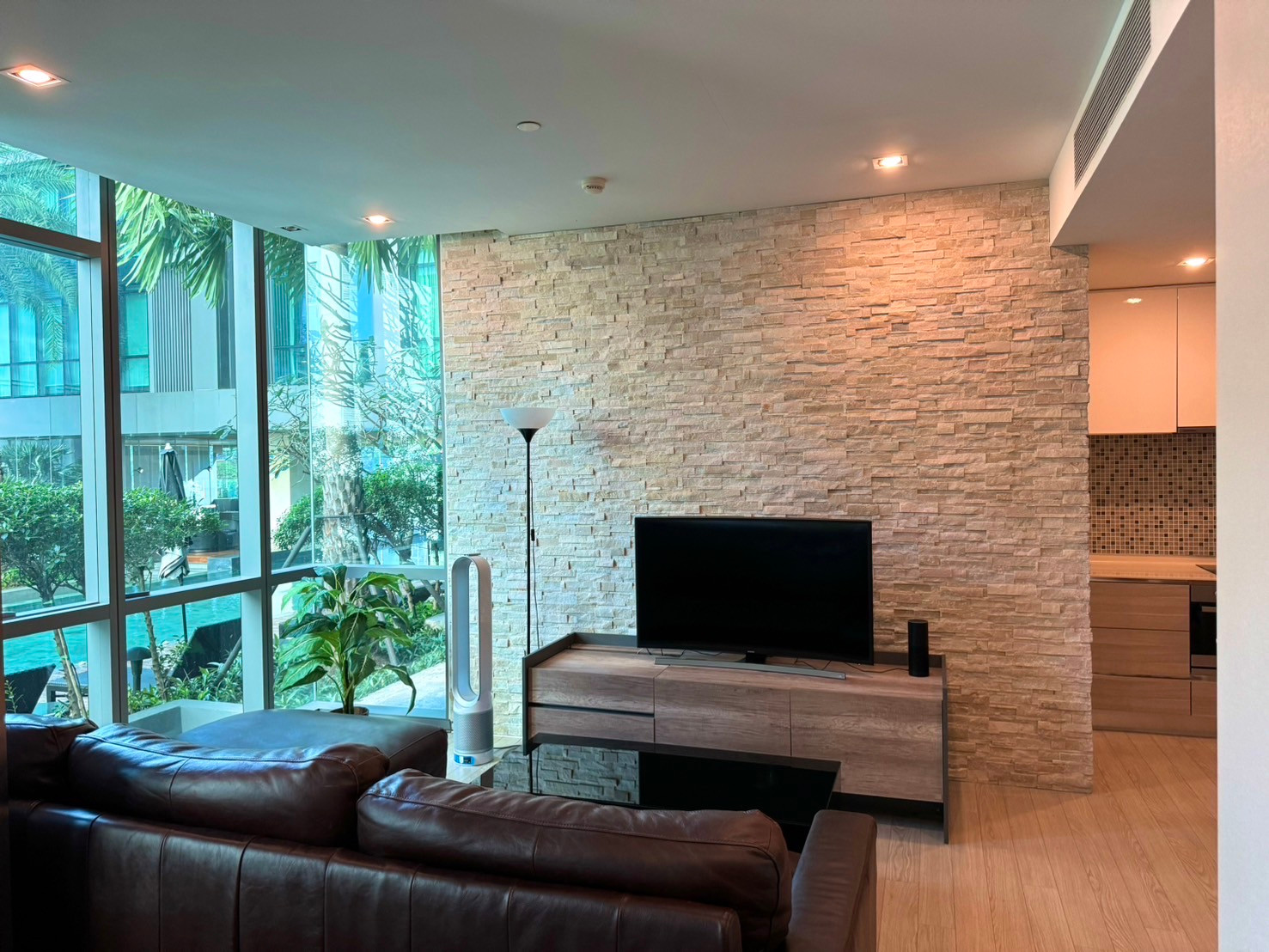 🏠✨ The Room Sukhumvit 21 | ขายคอนโด 1 ห้องนอน (HBH-HL-300)