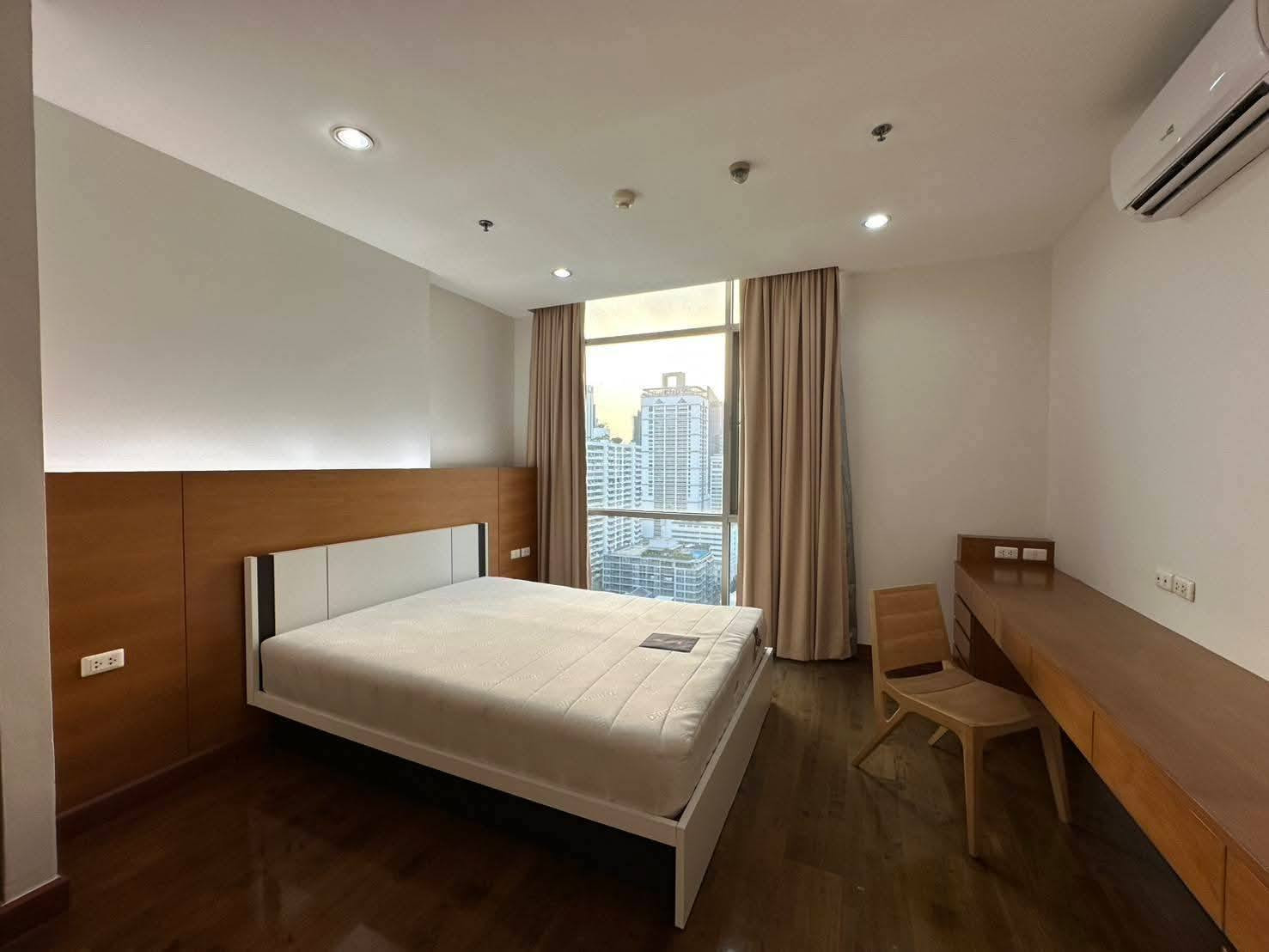 The master centrium asoke-sukhumvit for rent 150 sqm 2 beds 3 baths 75,000 per month  – รูปที่ 4