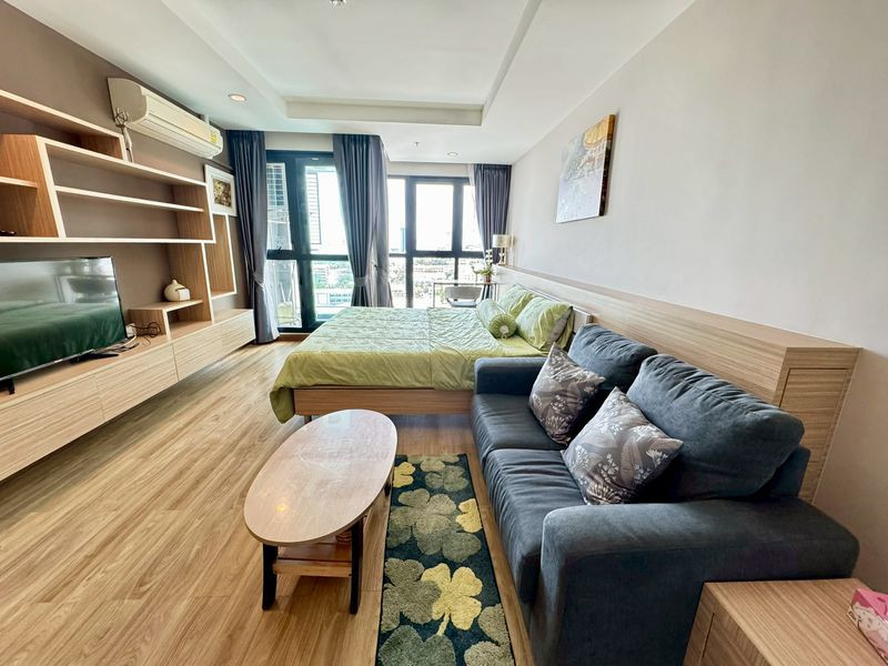 Condo for sale: Ladda Plus Sriracha, 15th floor, city view overlooking the sea and football field. – รูปที่ 2
