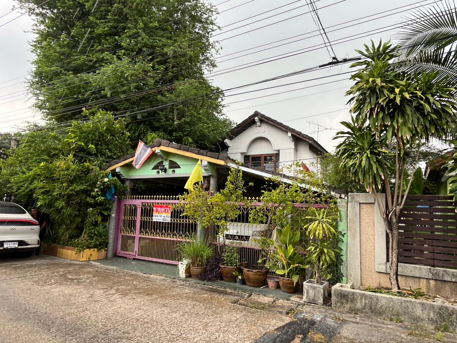 BL138|2-story detached house, Romsuk Village 4, near Suvarnabhumi Airport and ARL Lat Krabang Station, Choi Romklao 25/7, Khlong Sam Prawet, Lat Krabang, Bangkok (price 6,500,000 baht)