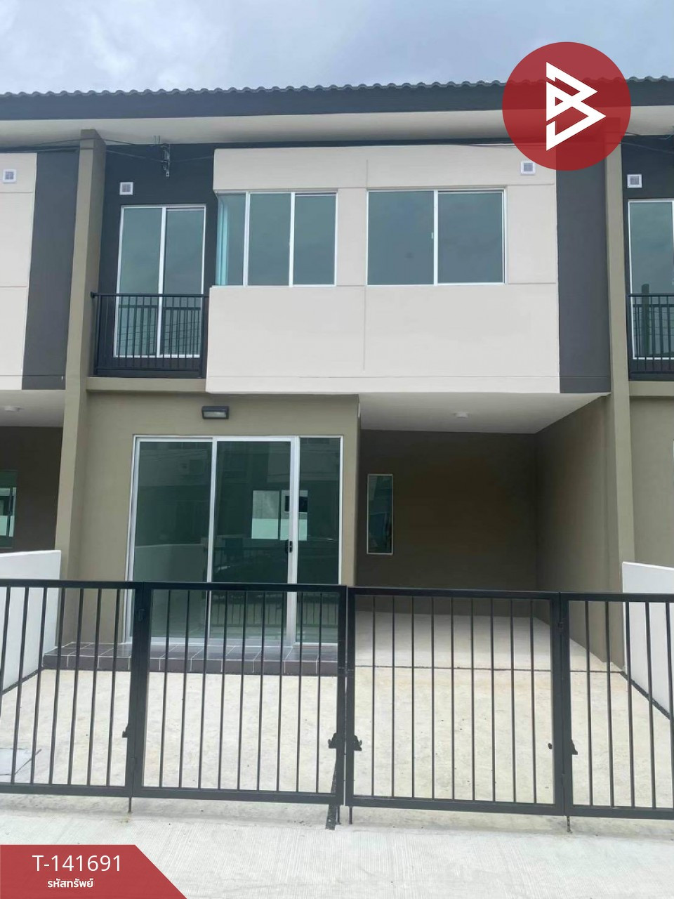 Townhouse for sale Pruksa Village 126 Theparak-King Kaew, Bang Phli, Samut Prakan Townhouse for sale Pruksa Village 126 Theparak-King Kaew, Bang Phli, Samut Prakan