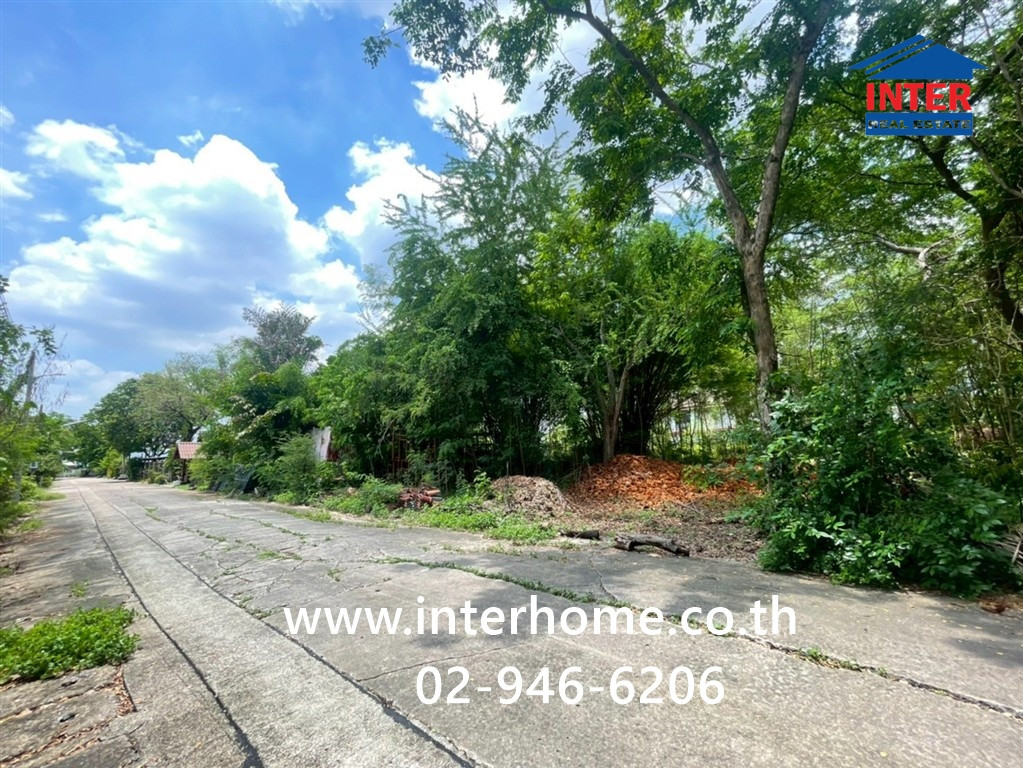 Vacant land 228 sq m. Sinthanawamin Village 50 Near Intharak Market Soi Nawamin 50, Intersection 3, Soi Nawamin 68, Nawamin Road, Bang Kapi District, Bangkok Vacant land 228 sq m. Sinthanawamin Village 50 Near Intharak Market Soi Nawamin 50, Intersection 3, Soi Nawamin 68, Nawamin Road, Bang Kapi District, Bangkok