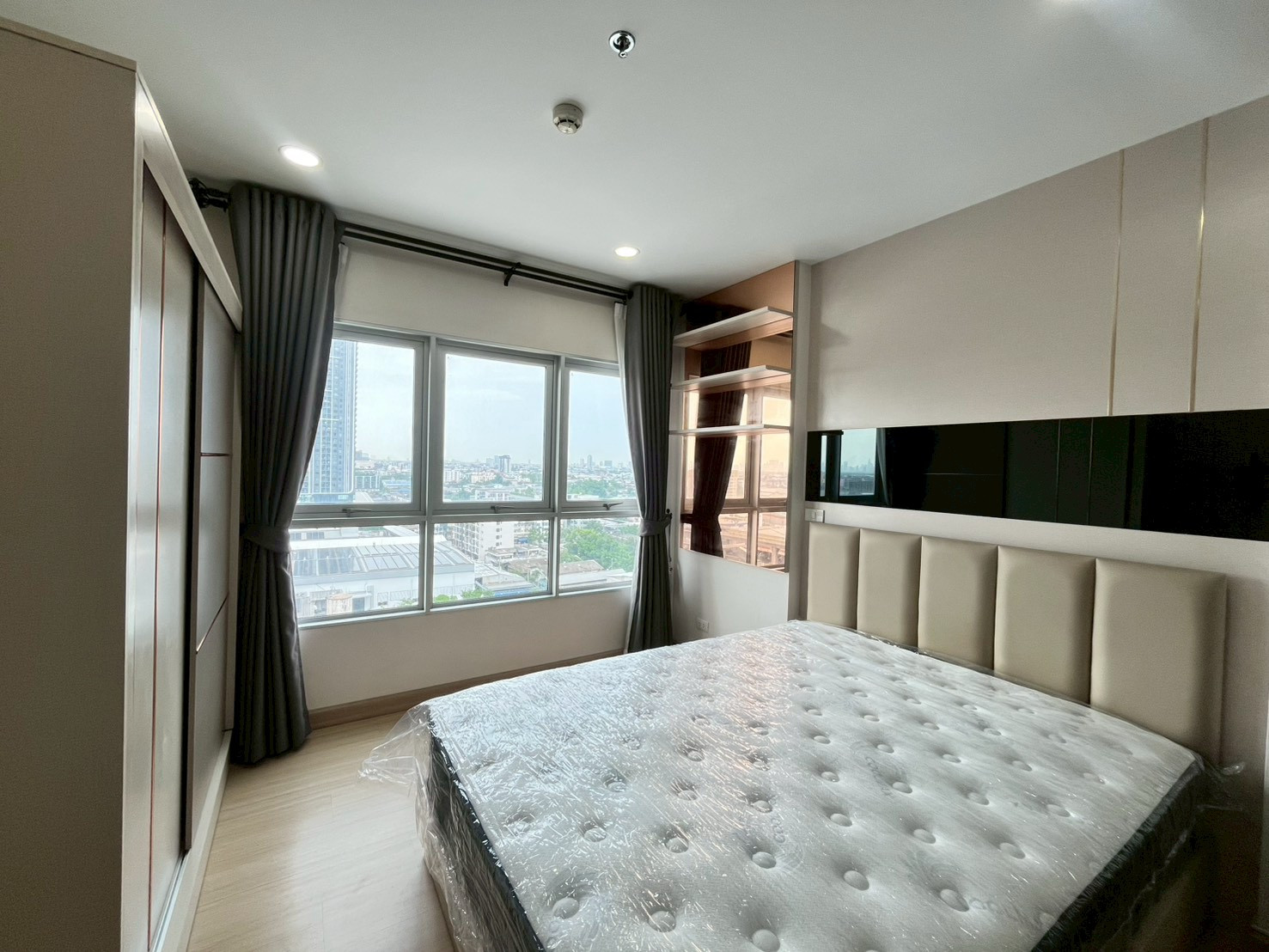 PFD-08525 ให้เช่าคอนโด ศุภาลัย เวอเรนด้า สุขุมวิท 117 (Supalai Veranda Sukhumvit 117) ห้องใหม่เอี่ยมแกะกล่อง พื้นที่ใช้สอยจุใจ ใกล้รถไฟฟ้า BTS ปู่เจ้า 🏙️✨ PFD-08525 ให้เช่าคอนโด ศุภาลัย เวอเรนด้า สุขุมวิท 117 (Supalai Veranda Sukhumvit 117) ห้องใหม่เอี่ยมแกะกล่อง พื้นที่ใช้สอยจุใจ ใกล้รถไฟฟ้า BTS ปู่เจ้า 🏙️✨