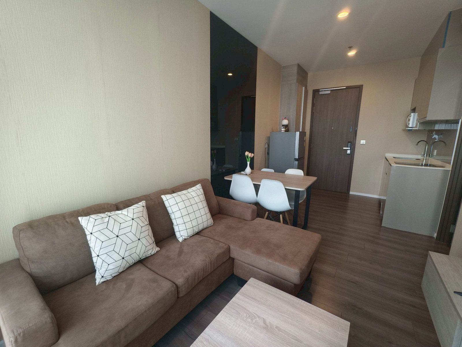 Ready to Move-in / 1 bedroom / 24 floor / High floor / Open View Ready to Move-in / 1 bedroom / 24 floor / High floor / Open View