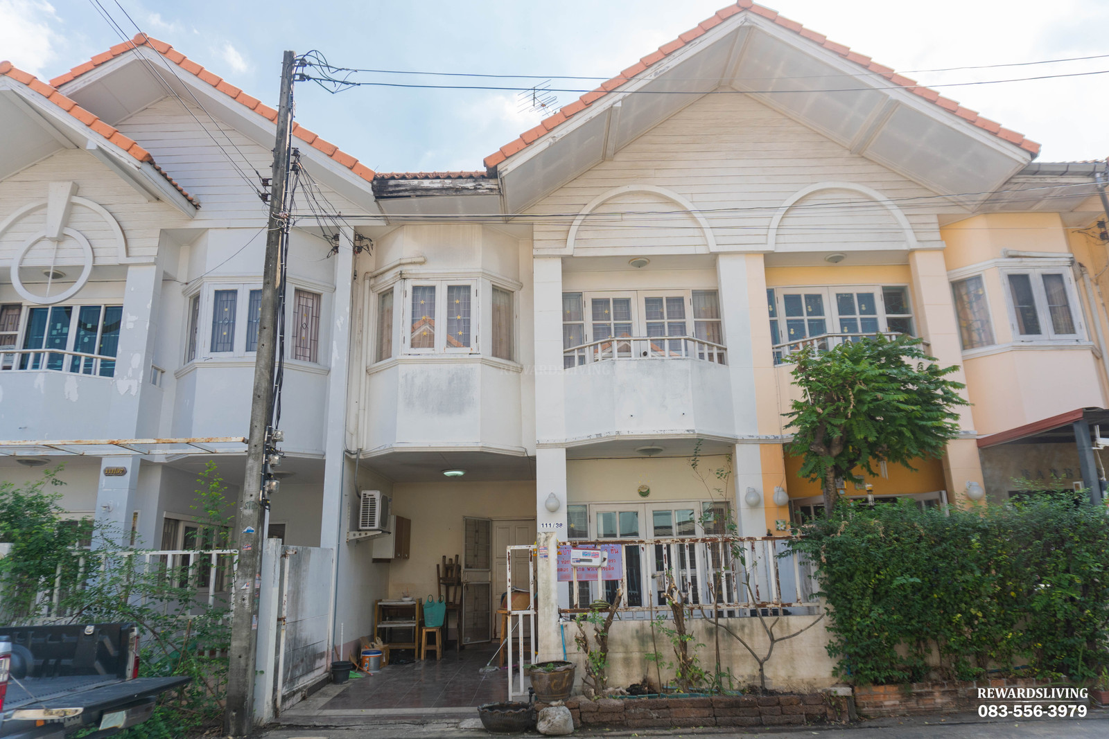 Townhome for sale, Rangsit Khlong 1, near Future Park Rangsit, 3 bedrooms, convenient travel, already extended, ready to move in. Townhome for sale, Rangsit Khlong 1, near Future Park Rangsit, 3 bedrooms, convenient travel, already extended, ready to move in.