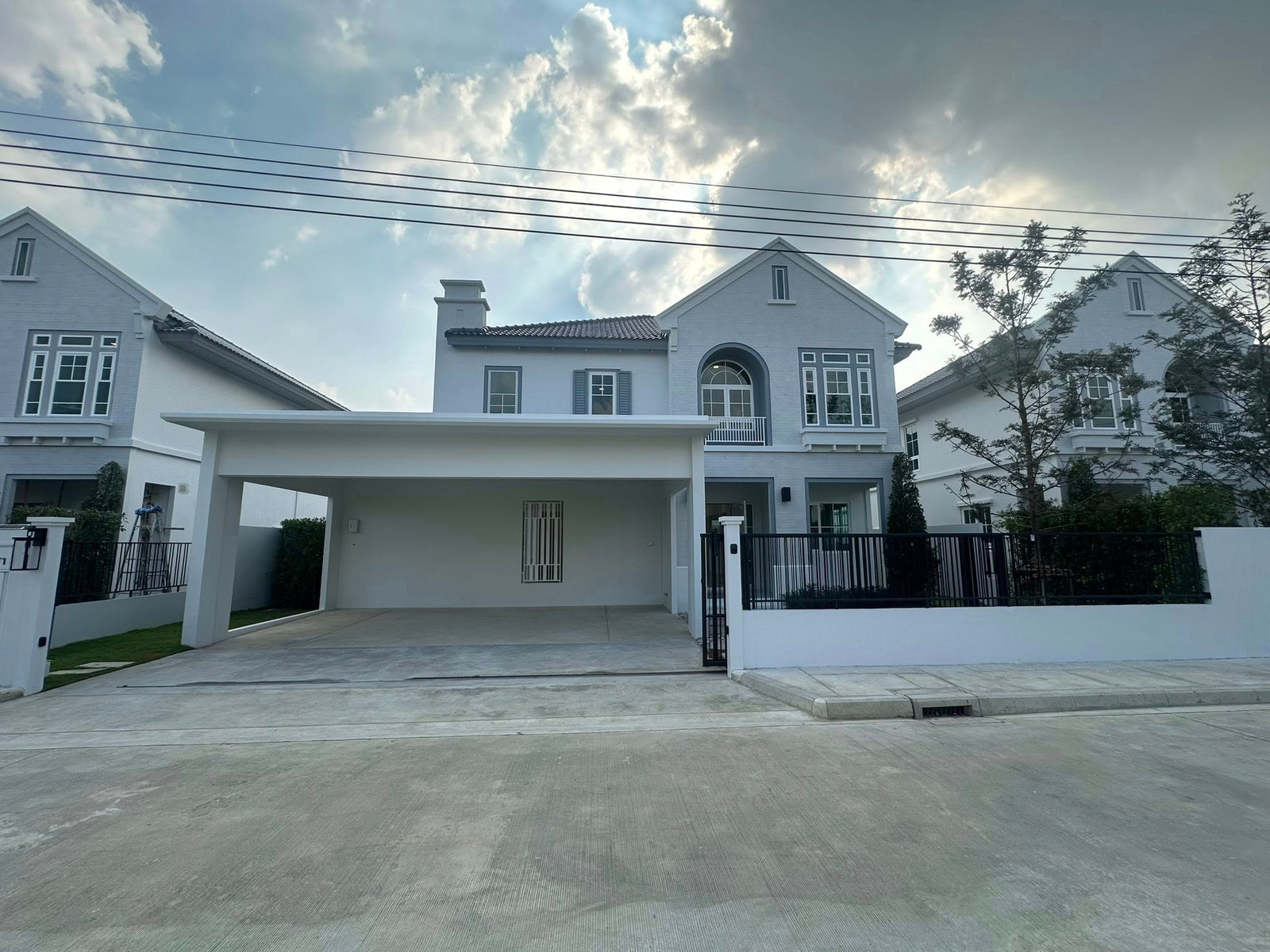 ให้เช่า บ้านเดี่ยวหรู Villaggio 3 (New Project) บ้านไซส์ใหญ่ที่สุดในโครงการ ติดสวนและคลับเฮาส์