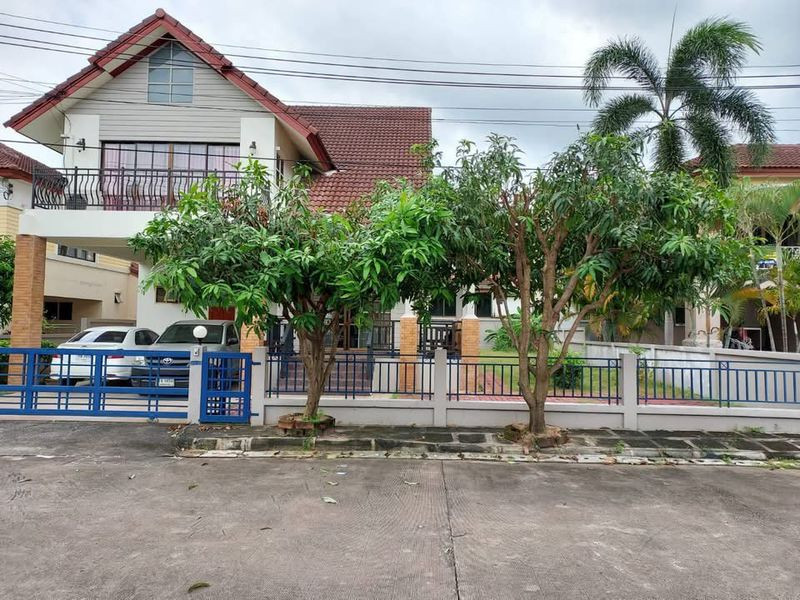 ขาย/เช่า บ้านเดี่ยว คันทรี่โฮม 2 ศรีราชา ติดถนนหลักโครงการ ใกล้ J-Park