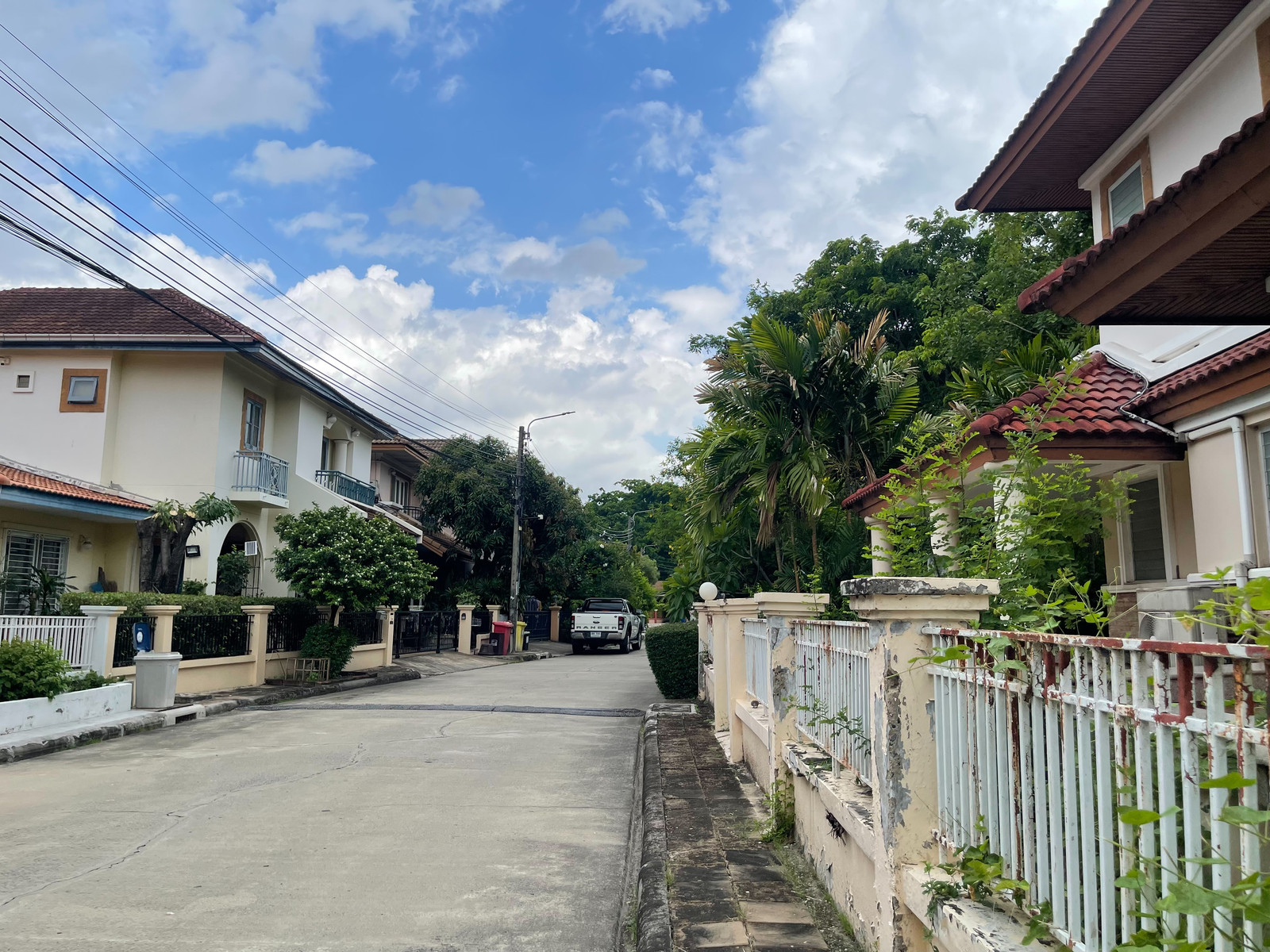 ให้เช่าบ้านเดี่ยว หมู่บ้าน ชวนชื่น ลาดพร้าว ถนนสุคนธสวัสดิ์ สภาพดี พร้อมเข้าอยู่ – รูปที่ 2