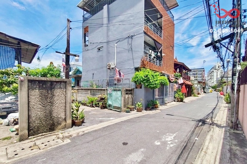 Land for sale, 114 sq m., Vibhavadi Rangsit - Suthisan Winitchai Road, Soi Inthamara 29, near the expressway. Land for sale, 114 sq m., Vibhavadi Rangsit - Suthisan Winitchai Road, Soi Inthamara 29, near the expressway.