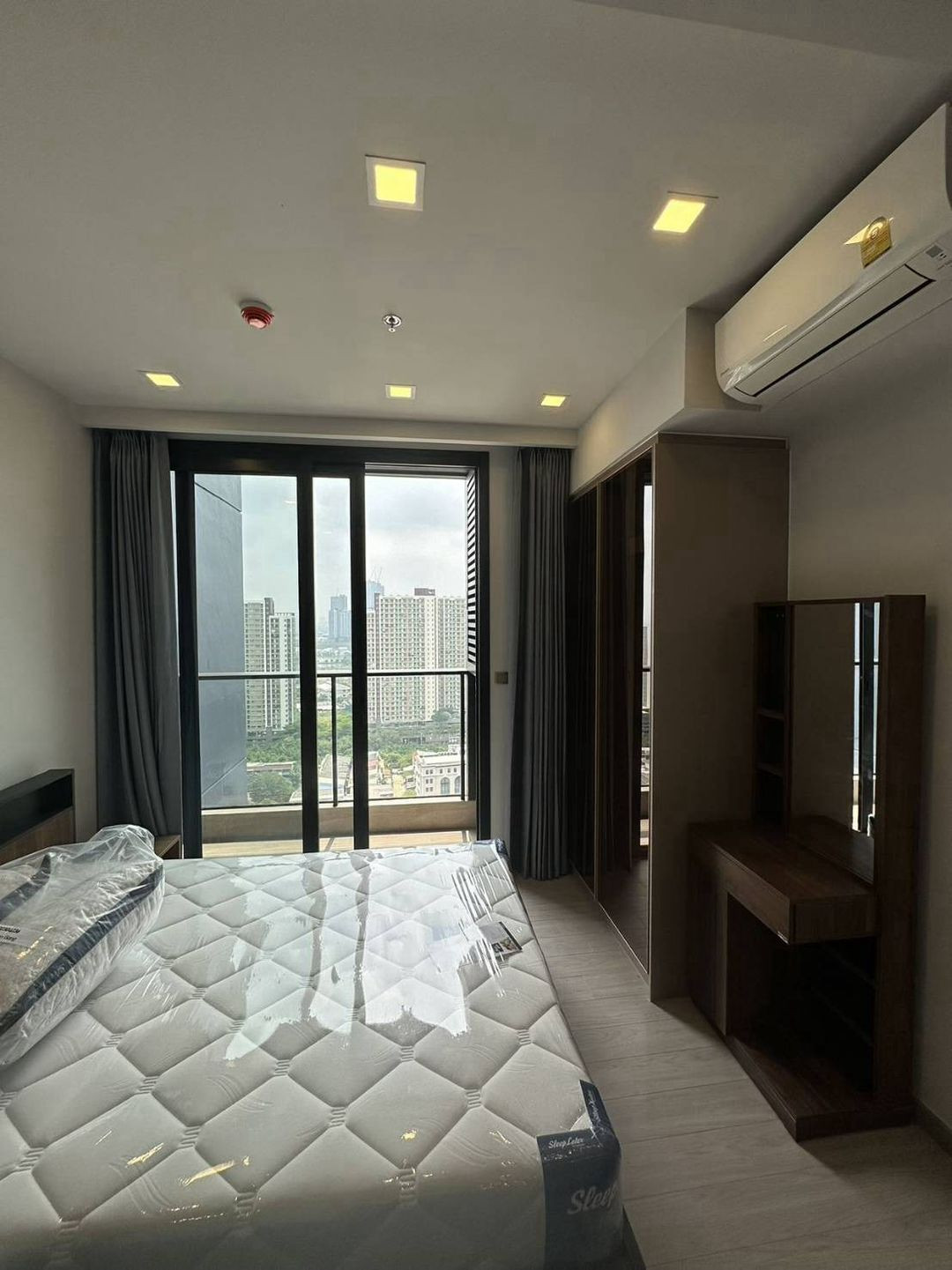 FQ ขายพร้อมผู้เช่า One9Five Asoke Rama 9 ราคา 4,800,000 บาท [MKs260560]