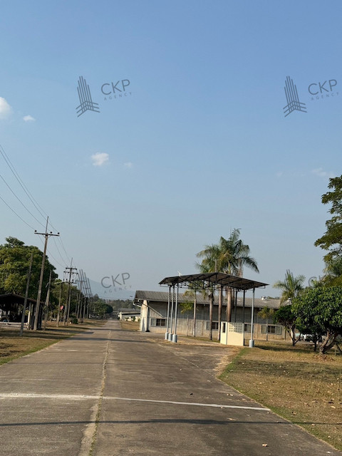 Land for sale with 55 buildings, next to Lampang - Chiang Mai highway, suitable for an industrial factory. – รูปที่ 3
