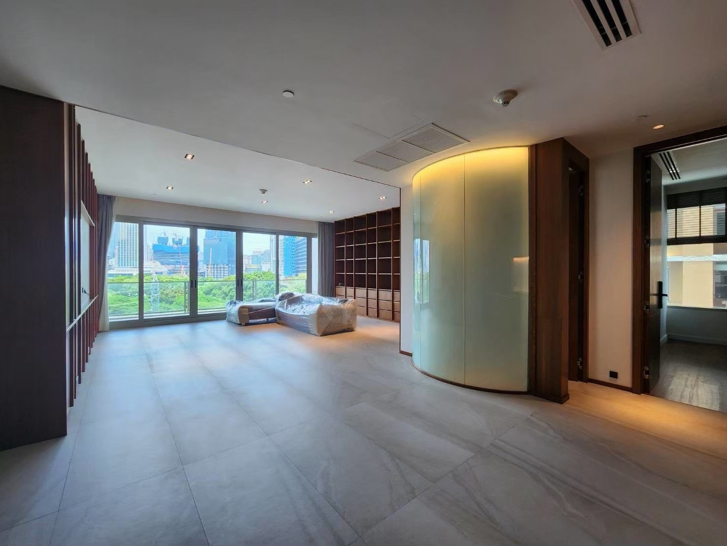 🔥For Sell : 185 Rajadamri 2bed 2bath 140 sqm 45,000,000 lumpini park view. Micky : 0650565193 🔥For Sell : 185 Rajadamri 2bed 2bath 140 sqm 45,000,000 lumpini park view. Micky : 0650565193