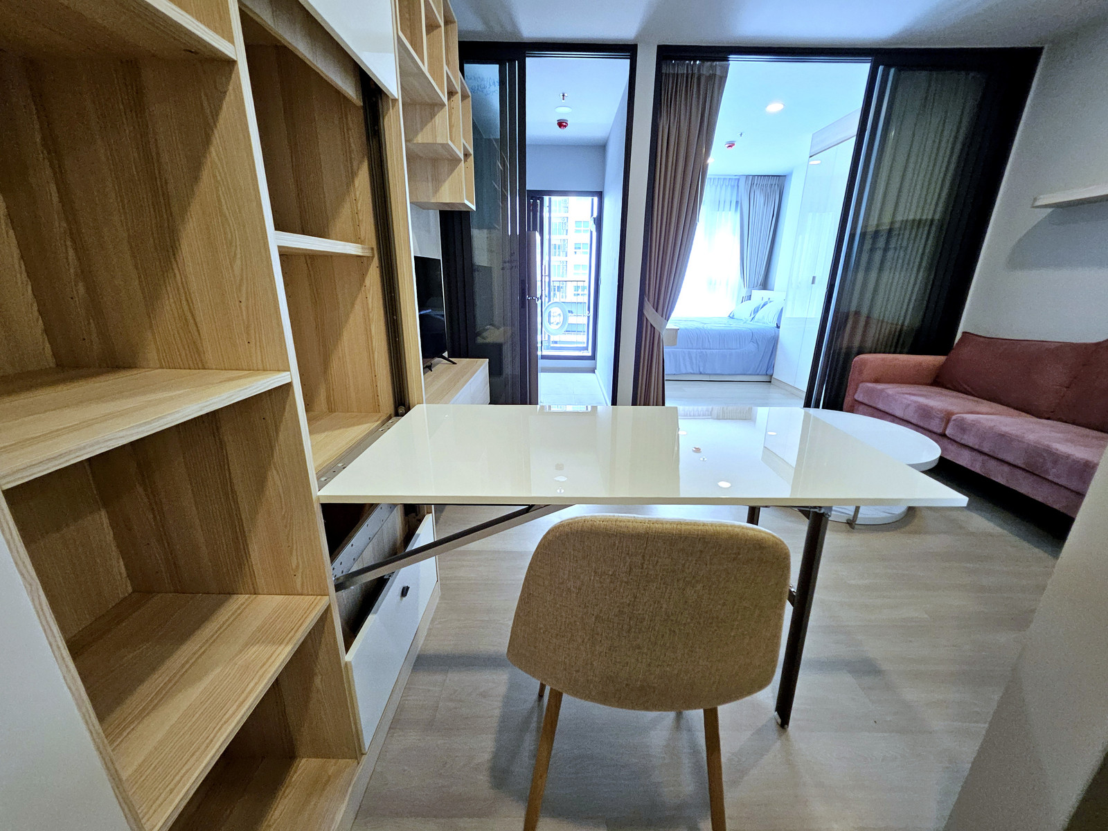  [ให้เช่า] Aspire Onnut Station 1 นอน 30.5 ตร.ม. แต่งสวยสไตล์ Cozy อบอุ่นเหมือนอยู่บ้าน บิ้วอินเก็บของจุกๆ ใกล้ BTS อ่อนนุช หิ้วกระเป๋าเข้าอยู่ได้เลย!  โทร  096-5536693  Line Id:mayphiraya – รูปที่ 3