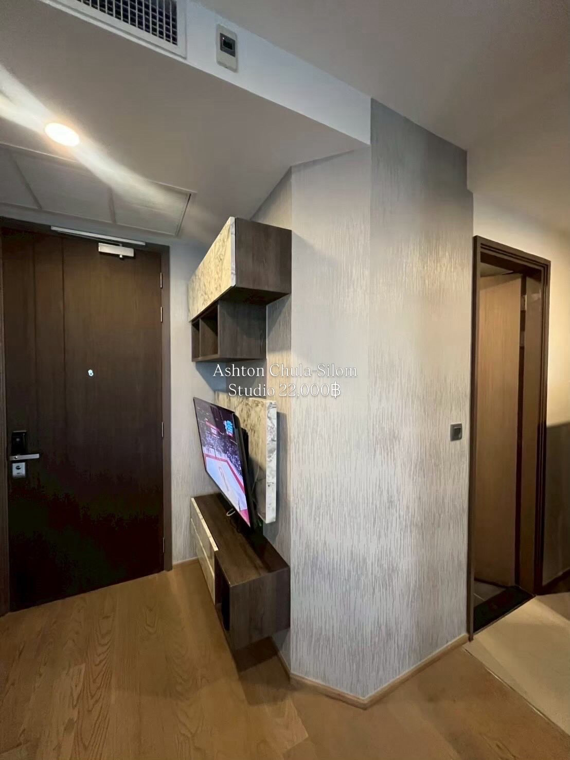 🔥 ให้เช่า Ashton Chula – Silom 22,000฿ | Studio ทำเลสามย่าน ราคาดีสุดในโครงการ 🔥💥 Studio ขนาด 25 ตร.ม. 📞 Contact Aomam (Agent)📱 Tel / Line ID : 095-587-1692 💬 WhatsApp : +66 95 5871692