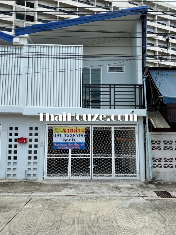 ขายทาวน์เฮ้าส์ 2 ชั้น รีโนเวทใหม่ ซอยสรณคมน์ 41 ขายทาวน์เฮ้าส์ 2 ชั้น รีโนเวทใหม่ ซอยสรณคมน์ 41