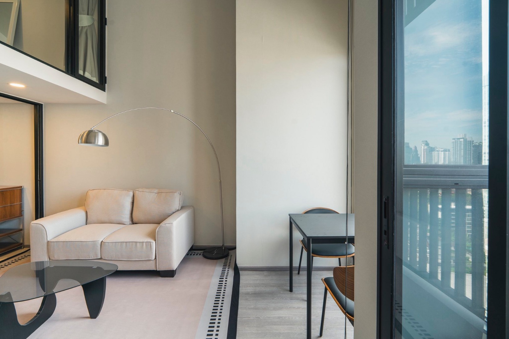 🔥ให้เช่าด่วน🔥 KnightsBridge Space Sukhumvit – Rama 4 ใกล้ BTS พระโขนง ห้อง Duplex เพดานสูง ฟีล Luxury พร้อมอยู่ พร้อมส่วนกลางครบ ตอบโจทย์คนเมืองสายไลฟ์สไตล์ 🔥ให้เช่าด่วน🔥 KnightsBridge Space Sukhumvit – Rama 4 ใกล้ BTS พระโขนง ห้อง Duplex เพดานสูง ฟีล Luxury พร้อมอยู่ พร้อมส่วนกลางครบ ตอบโจทย์คนเมืองสายไลฟ์สไตล์