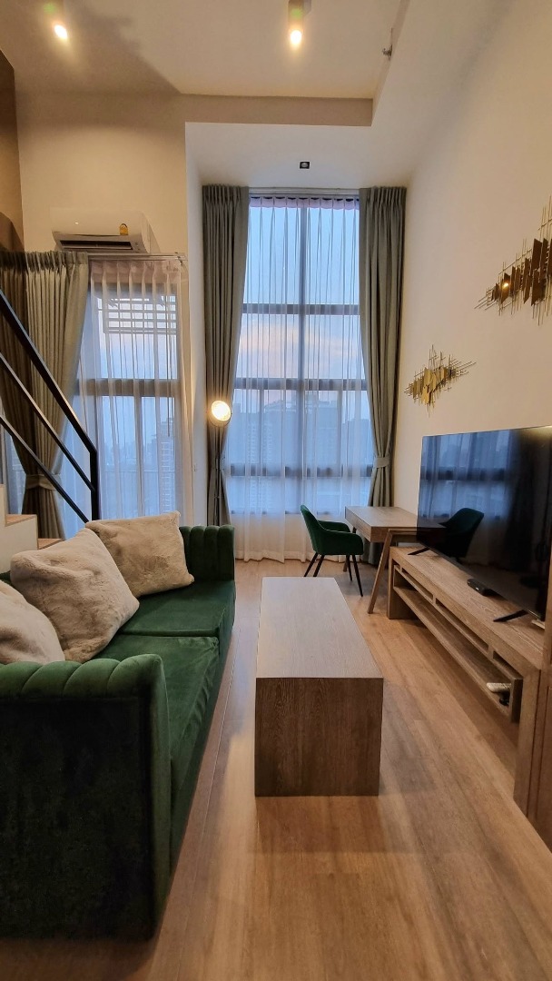 🔥ให้เช่าด่วน🔥 IDEO Rama 9–Asoke ห้อง Loft เพดานสูง 4.22 เมตร ชั้น 30 เฟอร์ไม้แท้ ใกล้ MRT พระราม 9 🔥ให้เช่าด่วน🔥 IDEO Rama 9–Asoke ห้อง Loft เพดานสูง 4.22 เมตร ชั้น 30 เฟอร์ไม้แท้ ใกล้ MRT พระราม 9