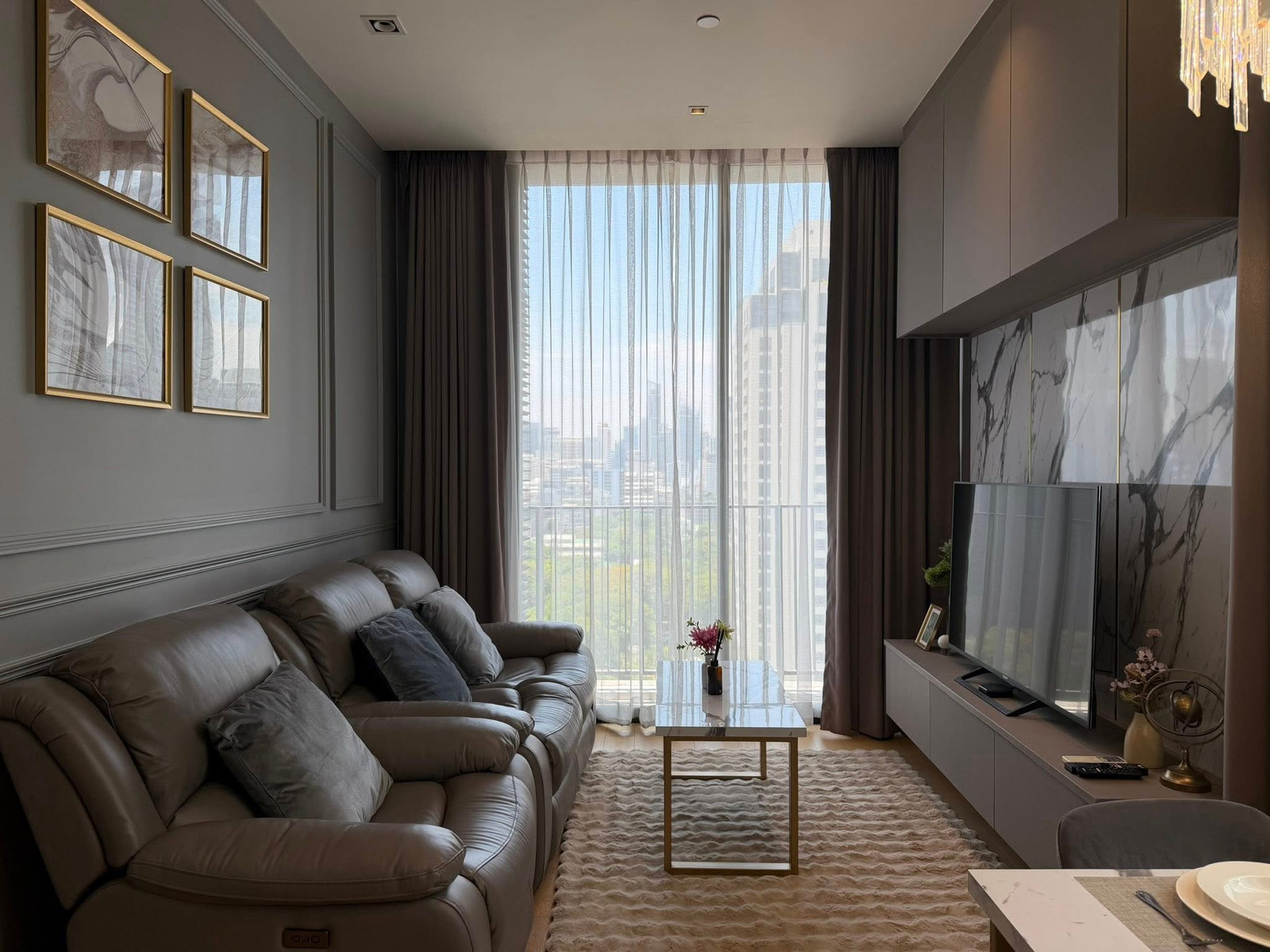 Condo for Rent – 28 Chidlom | 1 Bed | 55 sqm | Floor 12 Villa Building | Chidlom | 66,000 THB/month | Line: @323gqmho | Ref: TR0001 Condo for Rent – 28 Chidlom | 1 Bed | 55 sqm | Floor 12 Villa Building | Chidlom | 66,000 THB/month | Line: @323gqmho | Ref: TR0001