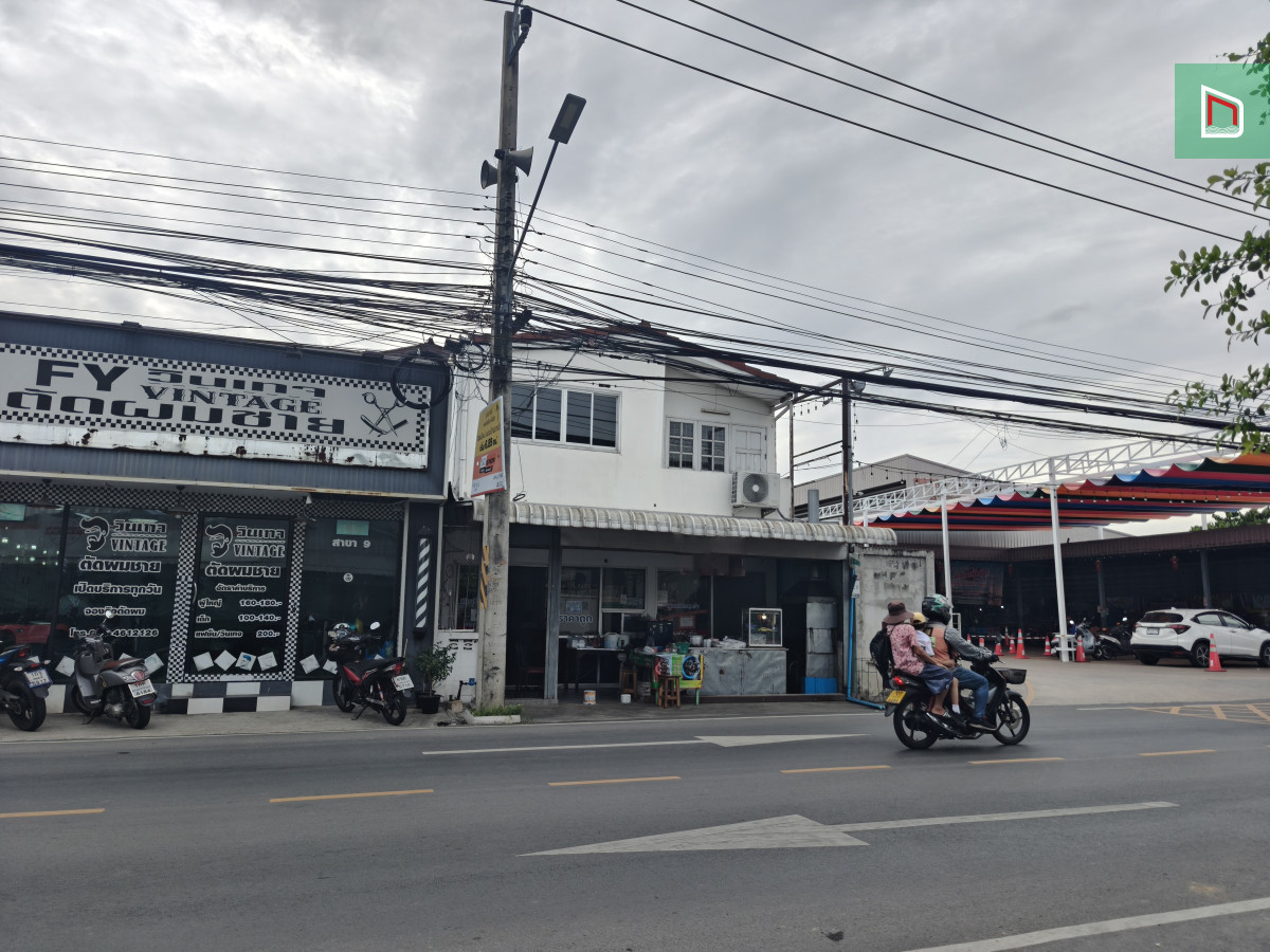 ขายบ้านแฝด ทำเลทอง! ติดตลาดสด ซอยเปียร์นนท์ 45 ตร.ว. เพียง 4.5 ล้าน! เหมาะค้าขาย/ทำร้านอาหาร-ร้านทำเล็บ มีห้องกระจกพร้อมแอร์ ใกล้ BTS คูคต ทำเงินได้ทันที . ขายบ้านแฝด ทำเลทอง! ติดตลาดสด ซอยเปียร์นนท์ 45 ตร.ว. เพียง 4.5 ล้าน! เหมาะค้าขาย/ทำร้านอาหาร-ร้านทำเล็บ มีห้องกระจกพร้อมแอร์ ใกล้ BTS คูคต ทำเงินได้ทันที .