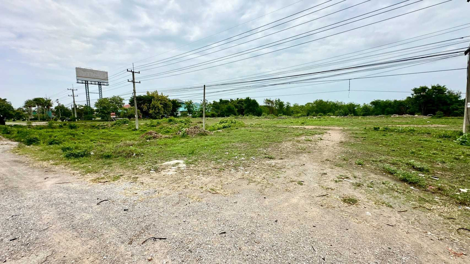 Empty land next to Phetkasem Road. Sam Roi Yot District Prachuap Khiri Khan Province – รูปที่ 4