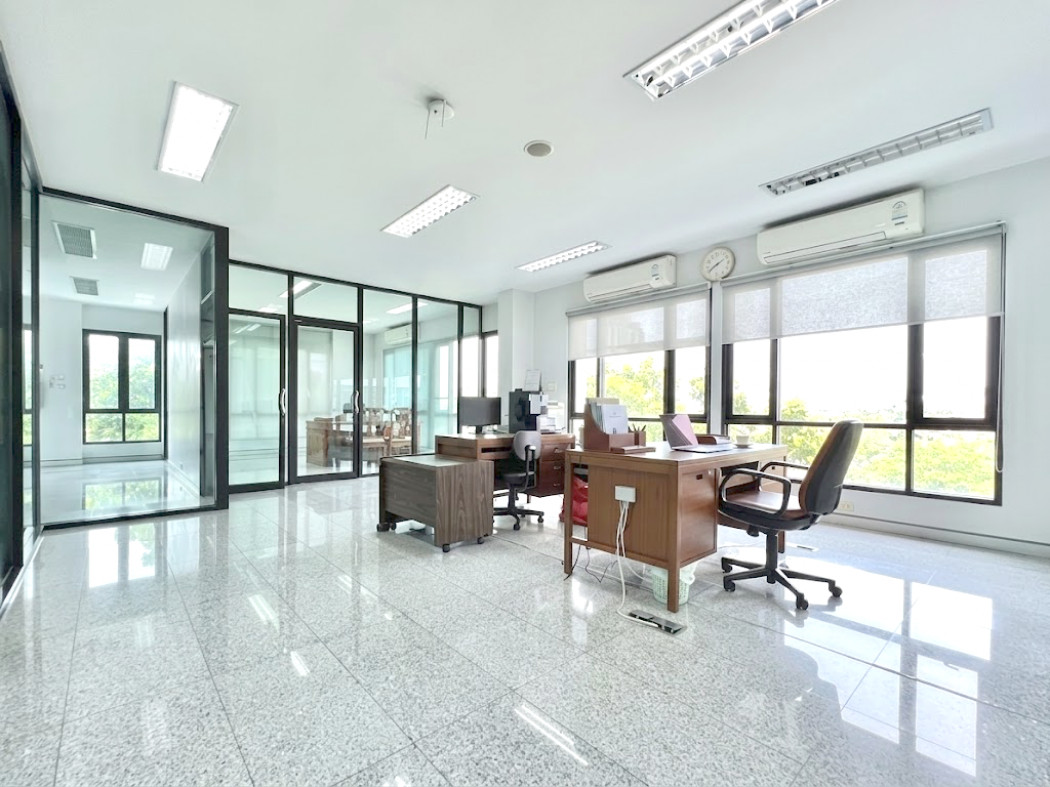 ขาย ออฟฟิศ ซอยวชิรธรรมสาธิต 755 ตรม 101 ตรว อยู่ใกล้ถนนสุขุมวิท เพียง 900 เมตร – รูปที่ 4