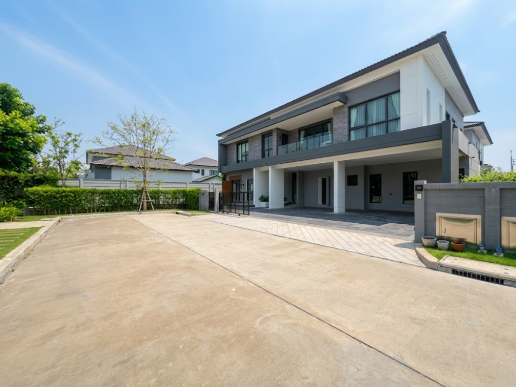 Single house for sale, The City Thawi Watthana, 487 sq m, 130 sq wah, 5 bedrooms, best view in the project.