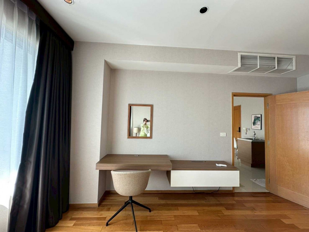 Condo for rent, The Emporio Place, 65 sq m, Sukhumvit 24. Condo for rent, The Emporio Place, 65 sq m, Sukhumvit 24.