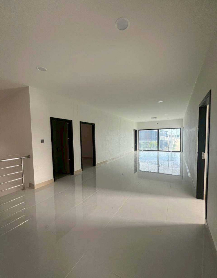 ให้เช่า โรงงาน พร้อม สำนักงาน ใหม่ พร้อมเช่า ใกล้กรุงเทพ  886 ตรม 1 ไร่ 1 งาน 87 ตรว – รูปที่ 2