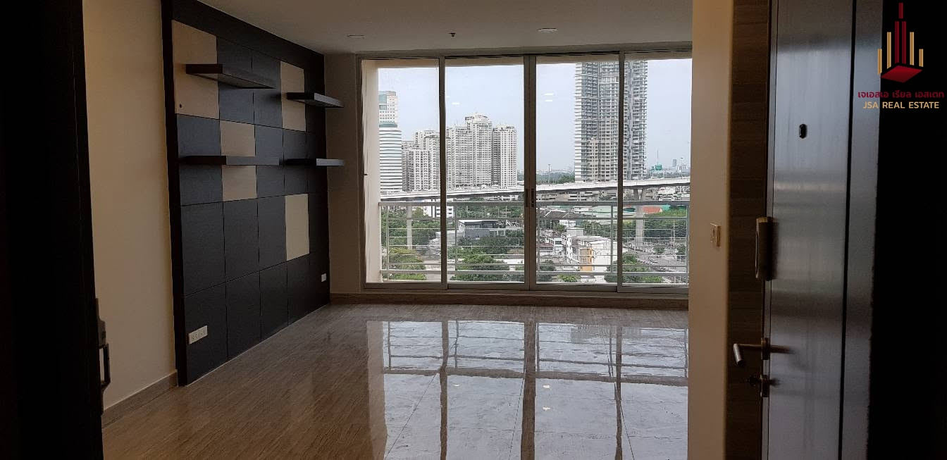 ✨ For Sale: The Star Estate Rama 3 Condo ✨ 💰 Only 4,200,000 THB ✨ For Sale: The Star Estate Rama 3 Condo ✨ 💰 Only 4,200,000 THB