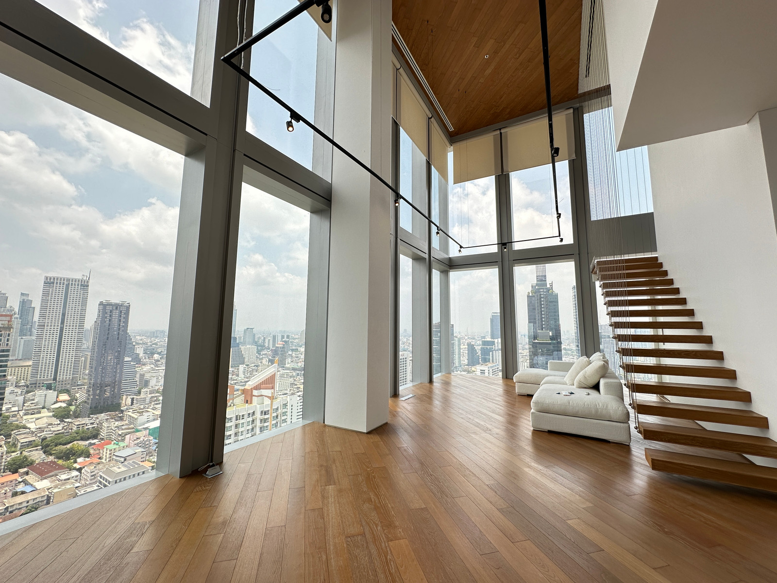 Good Deal for Sale Luxury 3BR Duplex | The Ritz-Carlton Residences Bangkok