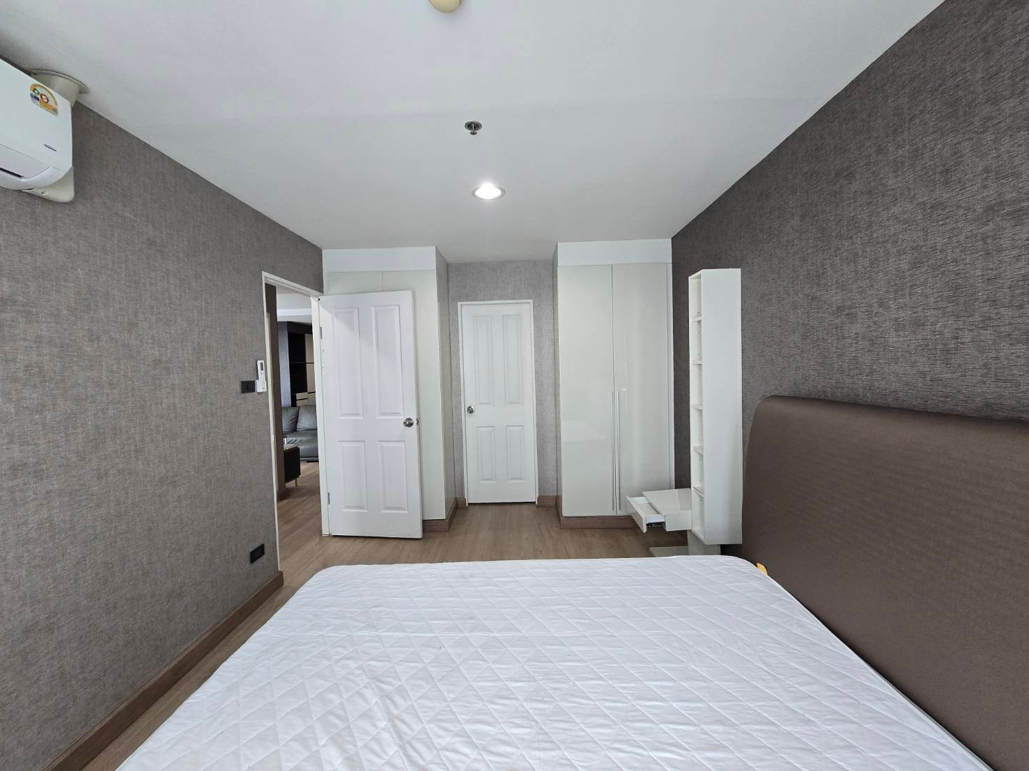 For Rent Belle Grand Rama 9, 2 bedrooms, luxurious built-in furniture. – รูปที่ 4