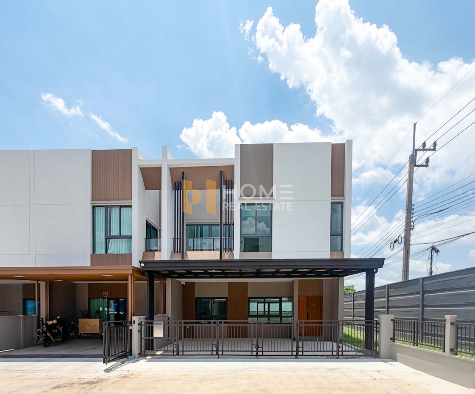 Baan Klangmueng The Edition Pinklao - Borom 2 / 4 Bedrooms (FOR SALE) BALL380 Baan Klangmueng The Edition Pinklao - Borom 2 / 4 Bedrooms (FOR SALE) BALL380
