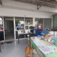 Semi-detached house for sale, prime location! Next to the fresh market, Soi Peernon, 45 sq m, only 4.5 million! Suitable for trading/running a restaurant-nail salon. There is a glass room with air conditioning near BTS Khu Khot. Make money immediately. – รูปที่ 4