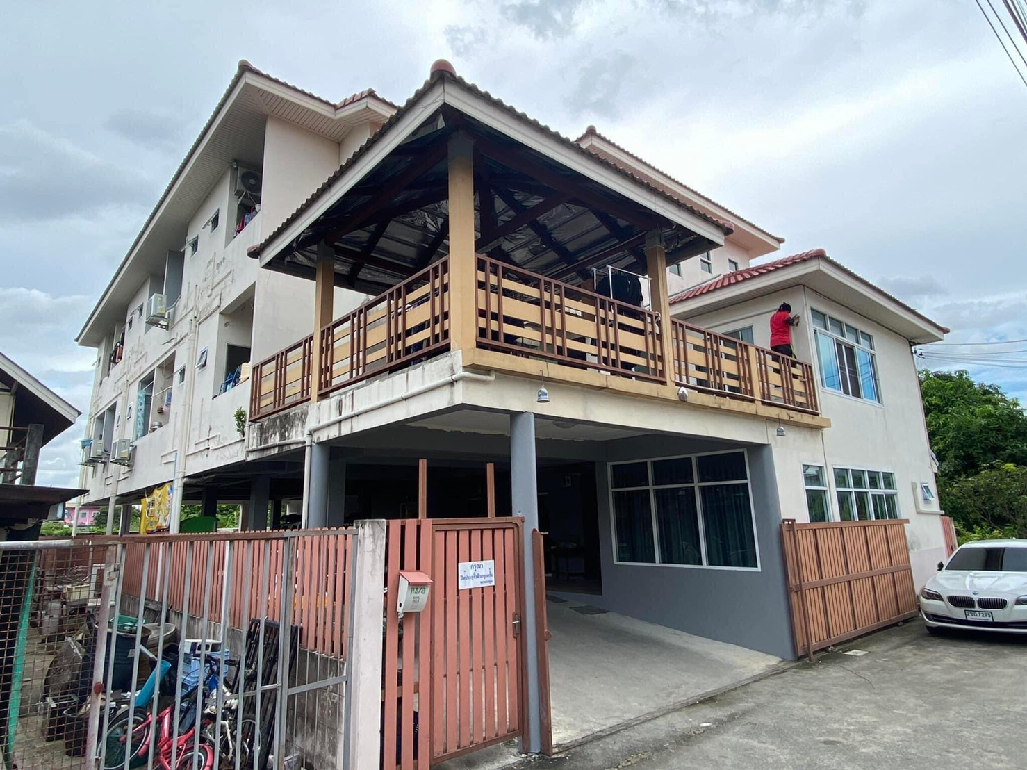Apartment for sale, return ROA (Yeild) 8.08%, 27 rooms, 100% full tenants, set up the system and receive money only. Apartment for sale, return ROA (Yeild) 8.08%, 27 rooms, 100% full tenants, set up the system and receive money only.
