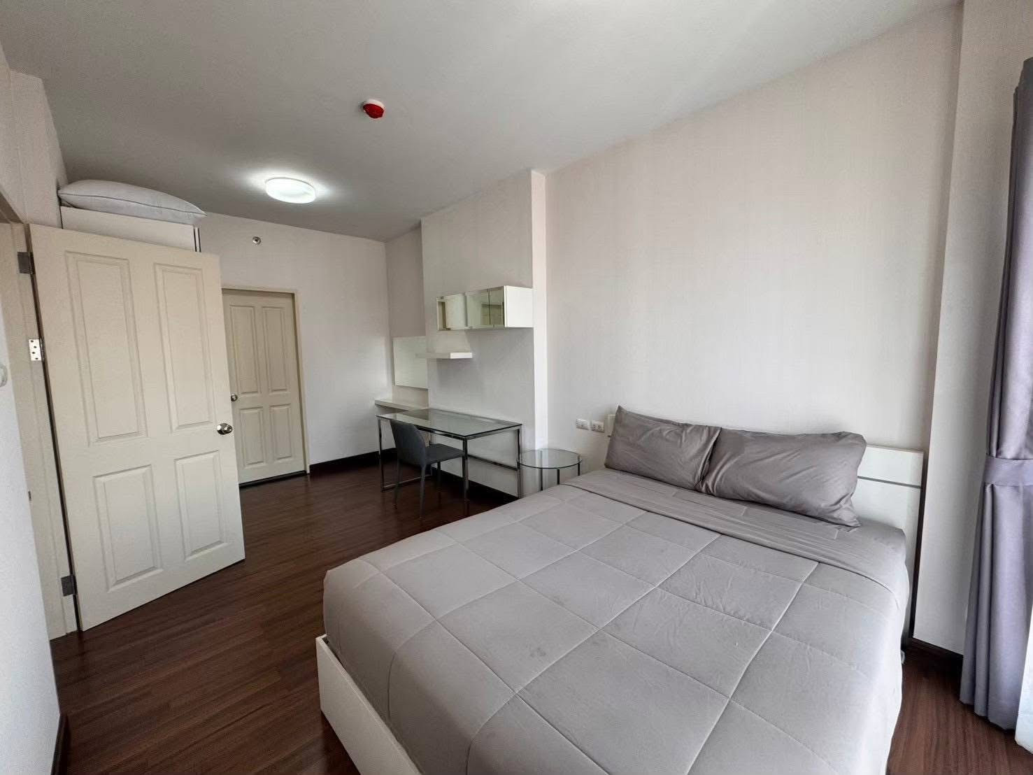 For rent Supalai Monte, 2 rooms, 1 bedroom, size 46 sq m., 1 bathroom, 18th floor.