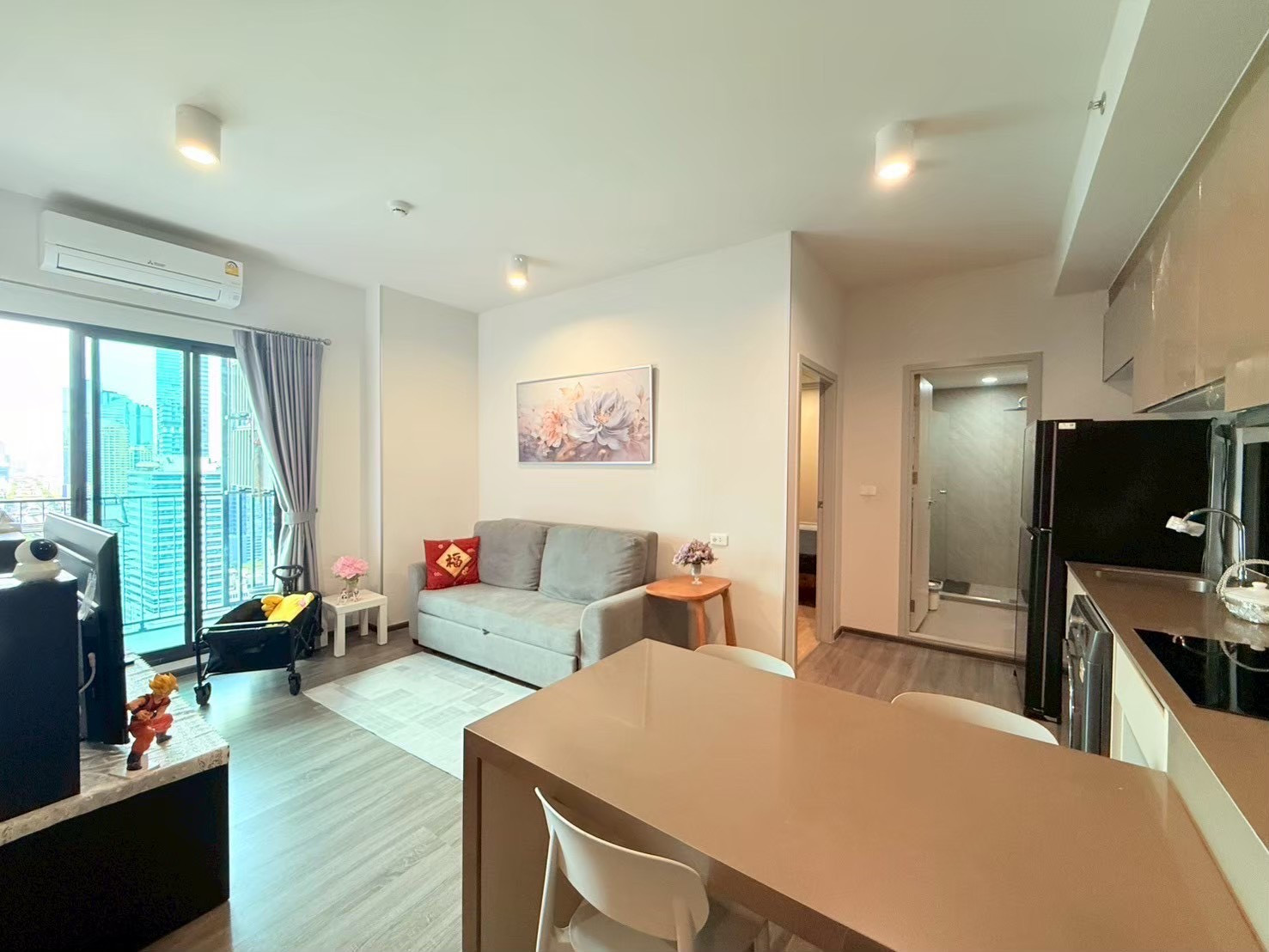 for Rent ให้เช่า Ideo Chula-Samyan 54.7 Sq,m. Fully Finished 40,000 โทรเลย น้อง 096-2615656 ห้องกว้าง 54.7 ตรม. 2 นอน 1น้ำ ตกแต่ง พร้อมอยู่ Location : Samyan Chula Silom Rental Price : 40,000 Baht / month Condominium near MRT : Samyan Station for Rent ให้เช่า Ideo Chula-Samyan 54.7 Sq,m. Fully Finished 40,000 โทรเลย น้อง 096-2615656 ห้องกว้าง 54.7 ตรม. 2 นอน 1น้ำ ตกแต่ง พร้อมอยู่ Location : Samyan Chula Silom Rental Price : 40,000 Baht / month Condominium near MRT : Samyan Station