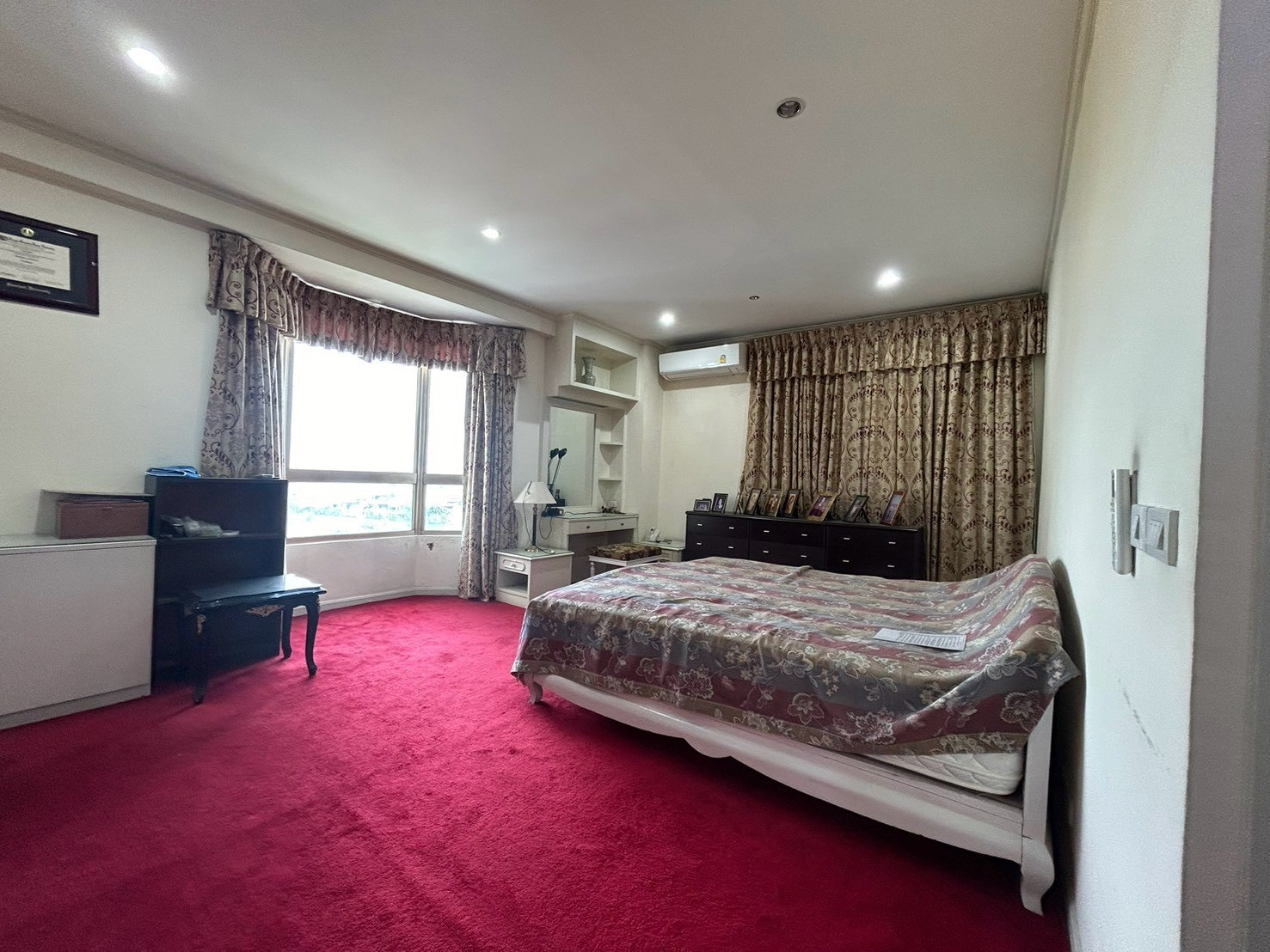 ขายคอนโดรอยัล คาสเทิน ซ.พัฒนาการ30 ขนาด 215.33 ตรม ขายคอนโดรอยัล คาสเทิน ซ.พัฒนาการ30 ขนาด 215.33 ตรม