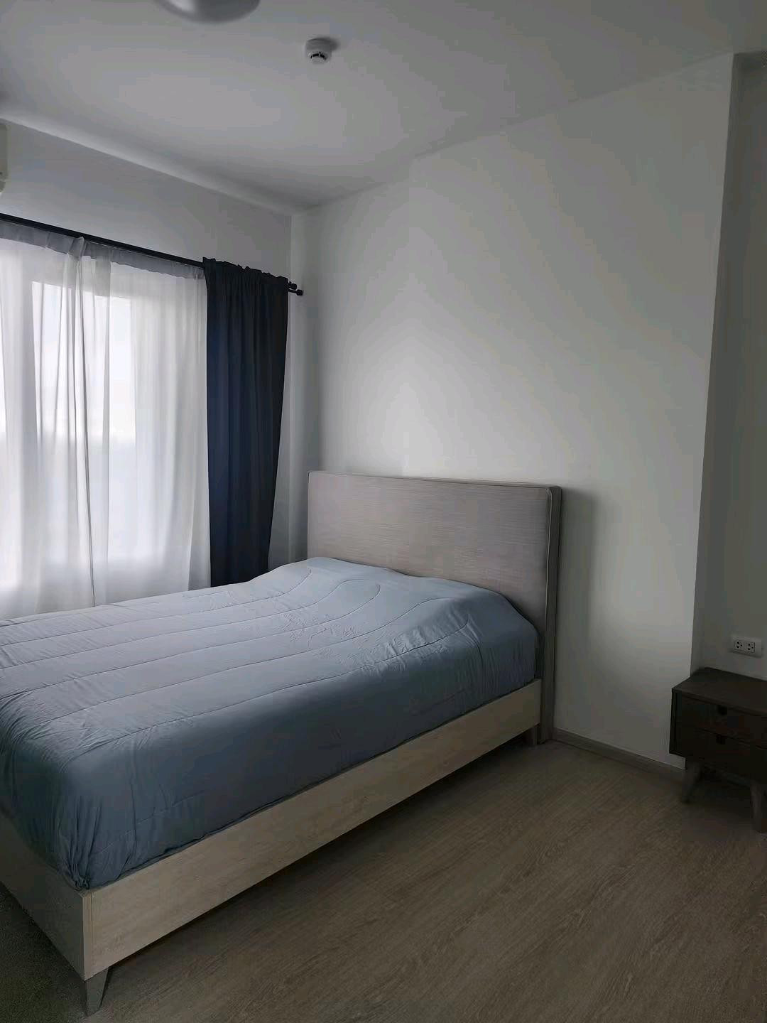 ✨🚗 Corner room, 1 bedroom, calm atmosphere, complete with furniture and electrical appliances. There is private parking | 🏊♀️ Complete common area | 🚐 There is an MRT shuttle. ✨🚗 Corner room, 1 bedroom, calm atmosphere, complete with furniture and electrical appliances. There is private parking | 🏊♀️ Complete common area | 🚐 There is an MRT shuttle.