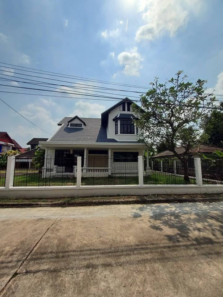 ขายและให้เช่าบ้านเดี่ยว ม.พฤกษชาติ รามคำแหง 118 สภาพดี น่าอยู่